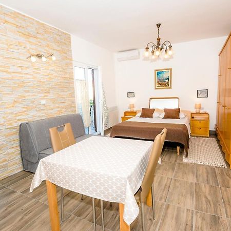Guest House Ab Adria Home Rovinj Zewnętrze zdjęcie